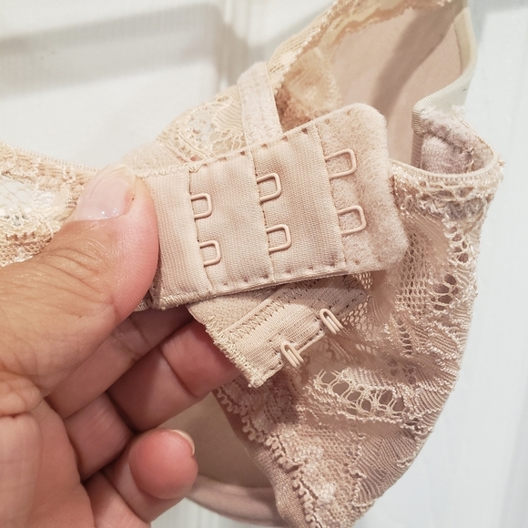FURLOYGH SALE On Gossamer Basic Lace Nude Plunge Underwire Bra - Sz 32D US/UK. - Picture 4 of 8